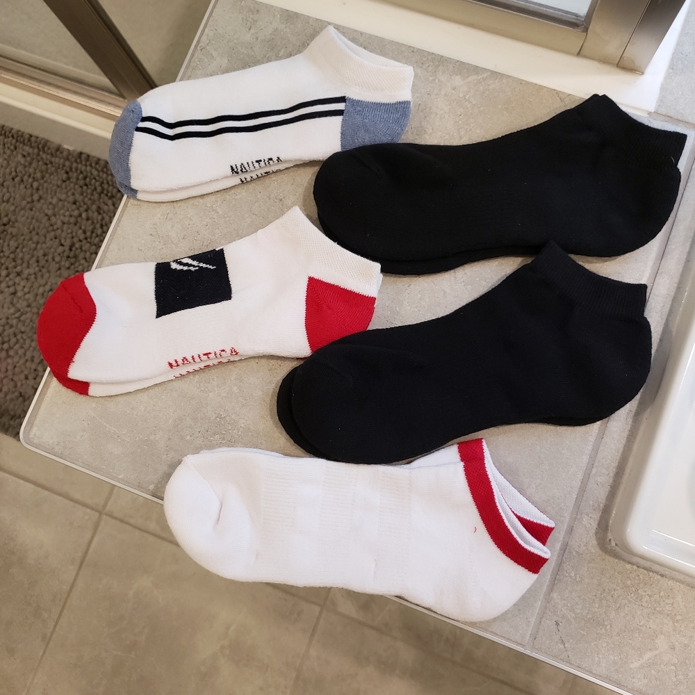 Ladies sport socks NWOT
